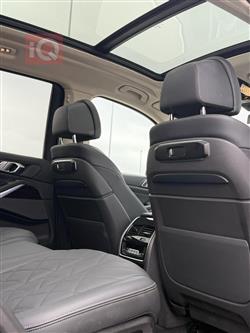 بي ام دبليو X7